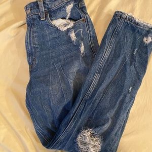 Abercrombie & Fitch curve love high rise mom jean with rip detailing